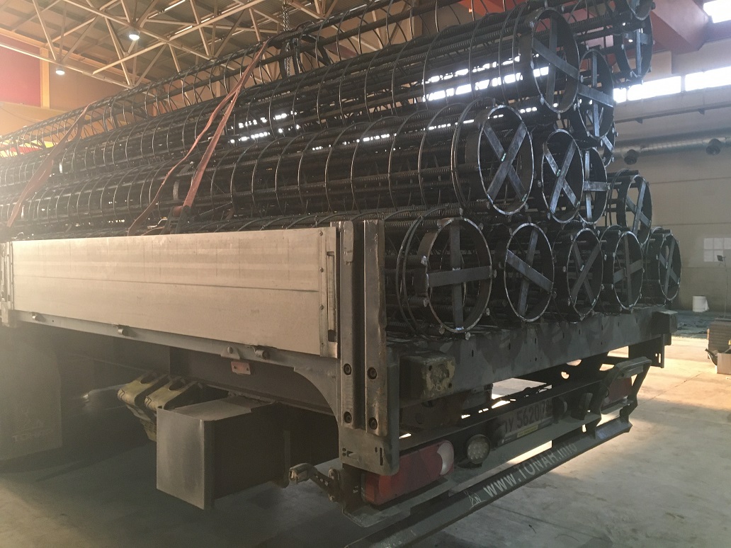 Изготовление каркасов для буронабивных свай. 